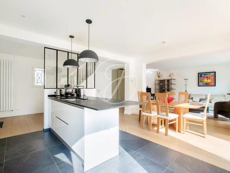House Chatou - 4 bedrooms - 230m²
