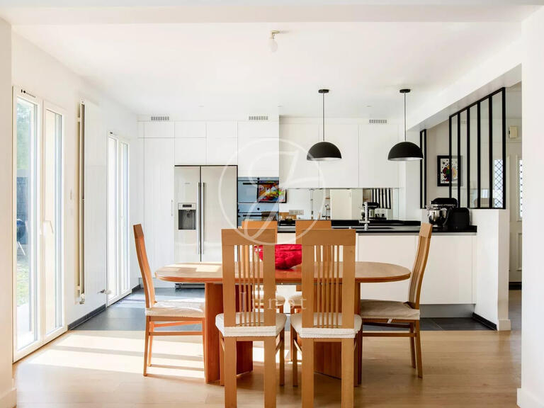 House Chatou - 4 bedrooms - 230m²