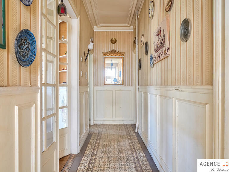 House Chatou - 7 bedrooms - 210m²