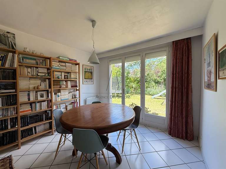House Chatou - 4 bedrooms - 140m²