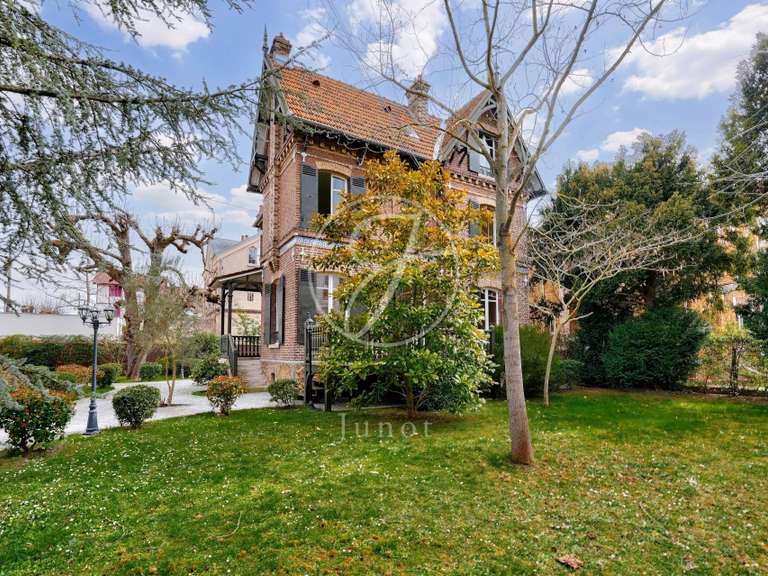 House Chatou - 6 bedrooms - 234m²