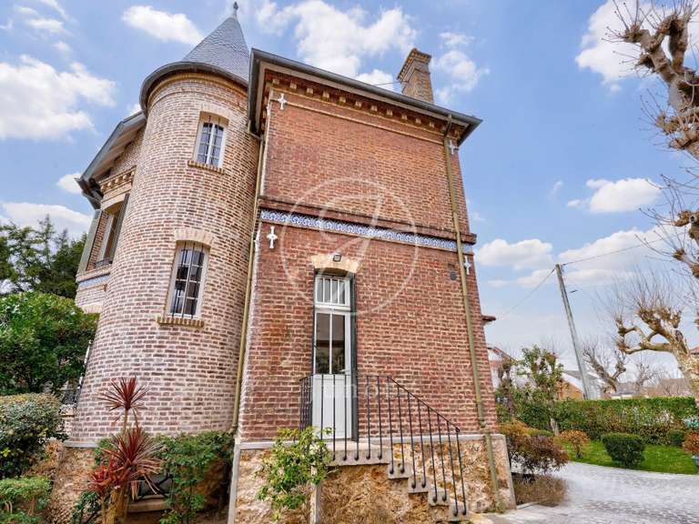House Chatou - 6 bedrooms - 234m²