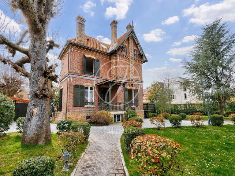 House Chatou - 6 bedrooms - 234m²