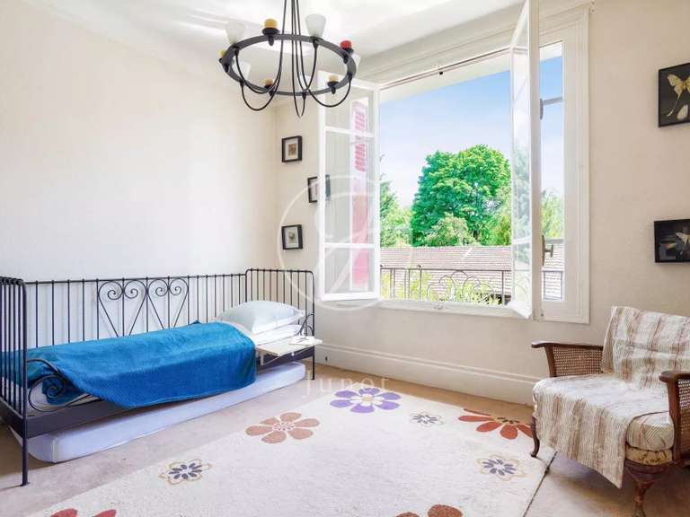 Maison Chatou - 5 chambres - 450m²