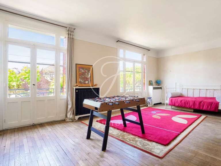 Maison Chatou - 5 chambres - 450m²