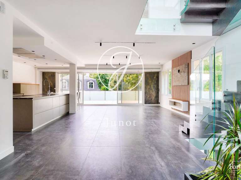 Maison Chatou - 4 chambres - 292m²