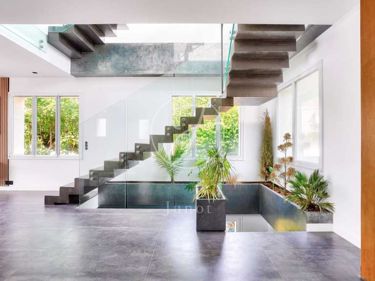 House Chatou - 4 bedrooms - 292m²