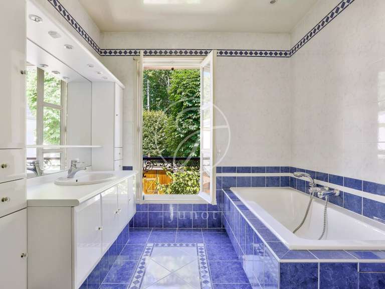 Maison Chatou - 5 chambres - 240m²