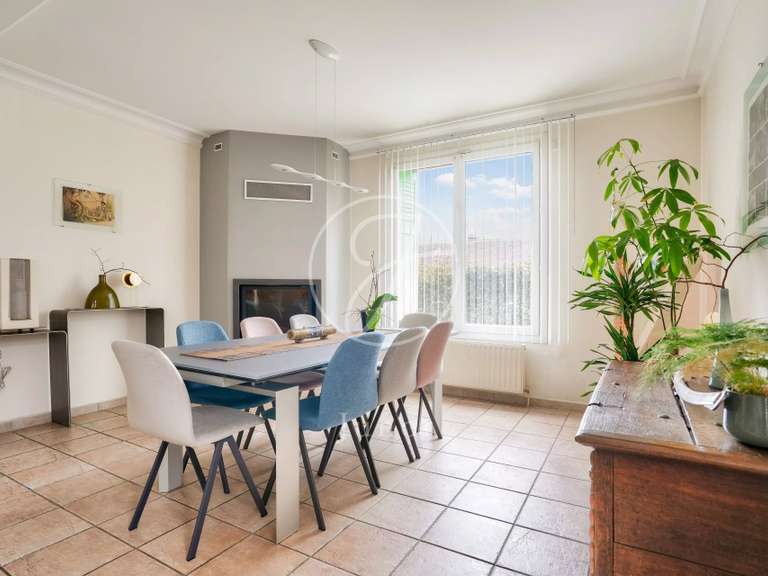 Maison Chatou - 4 chambres - 206m²