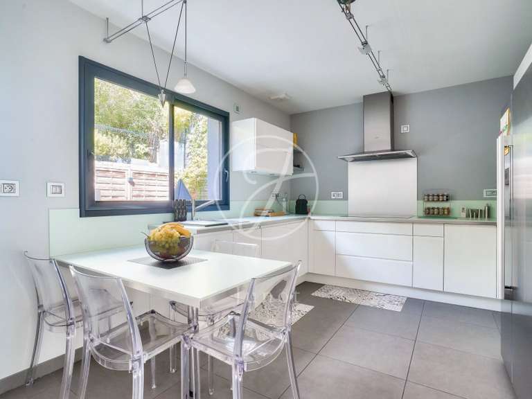 Maison Chatou - 4 chambres - 200m²