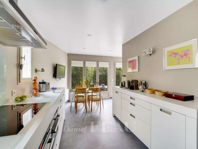 Maison Chatou - 6 chambres - 298m²