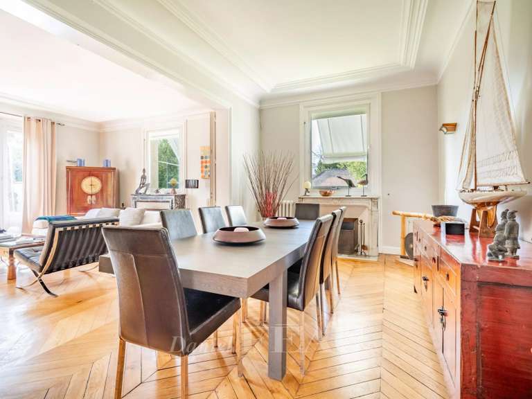 Maison Chatou - 6 chambres - 298m²