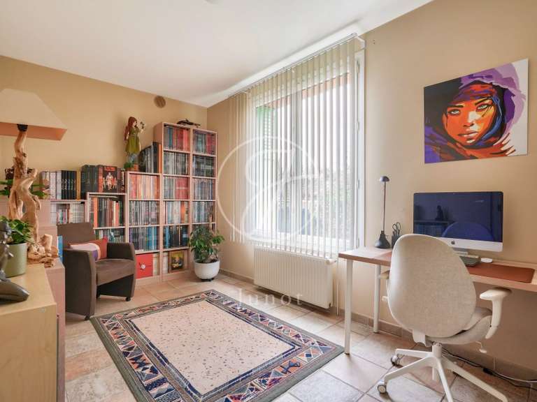 Maison Chatou - 4 chambres - 206m²