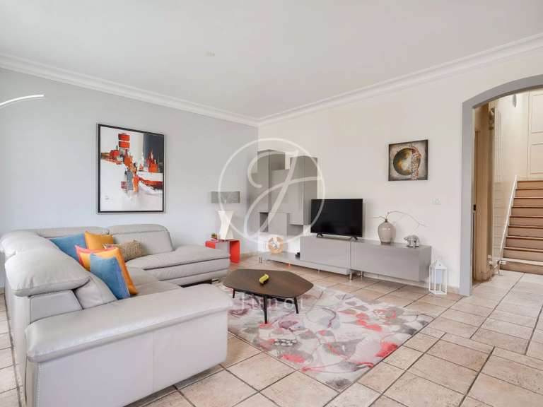 Maison Chatou - 4 chambres - 206m²