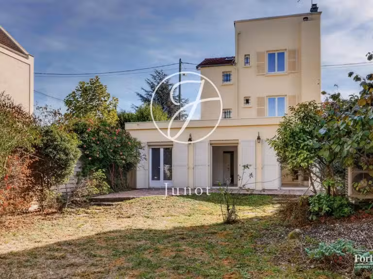 Maison Chatou - 4 chambres - 147m²