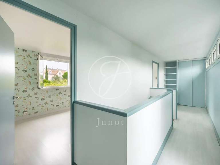 Maison Chatou - 4 chambres - 154m²