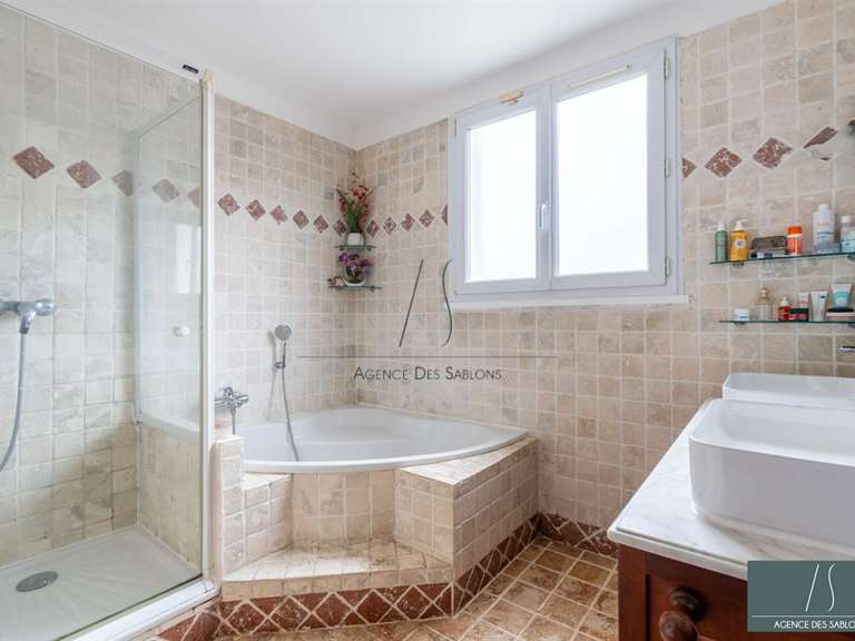 Maison Chatou - 5 chambres - 180m²
