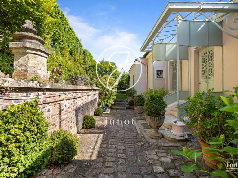 Maison Chatou - 3 chambres - 201m²