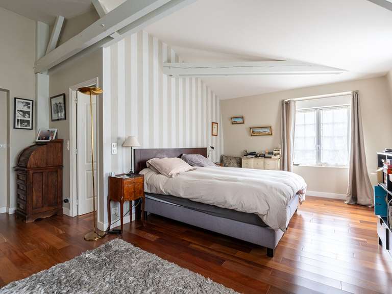 Maison Chatou - 5 chambres - 218m²
