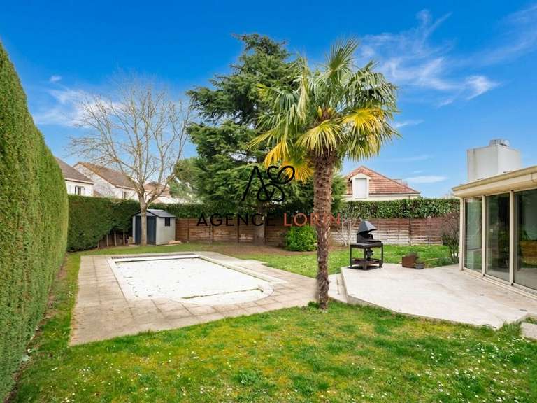 Maison Chatou - 4 chambres - 209m²