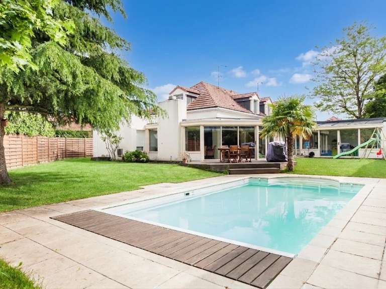 Maison Chatou - 4 chambres - 209m²