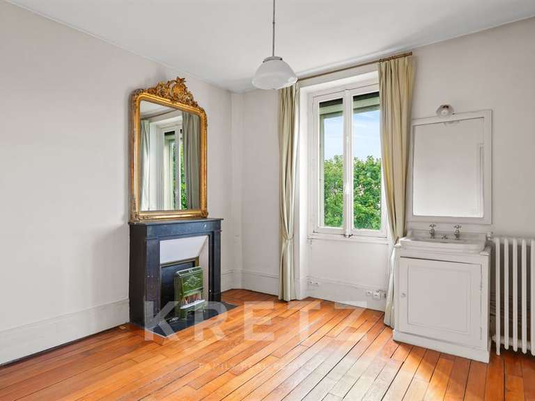 Maison Chatou - 8 chambres - 311m²
