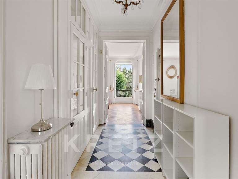 House Chatou - 8 bedrooms - 311m²