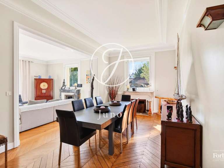 Maison Chatou - 7 chambres - 307m²