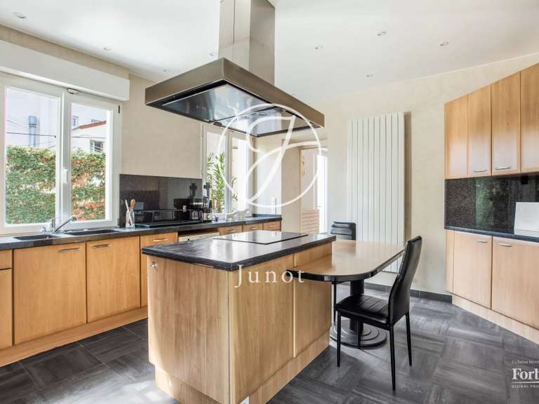 House Chatou - 5 bedrooms - 193m²