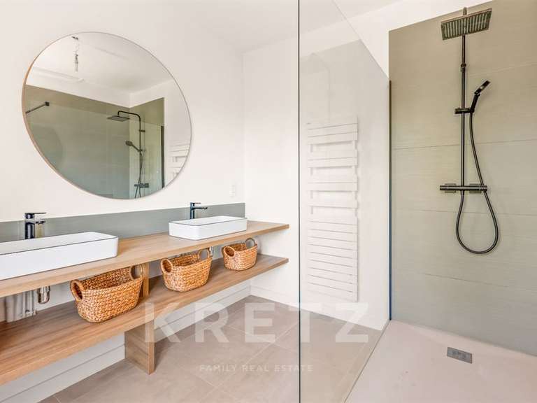 Maison Chatou - 7 chambres - 324m²
