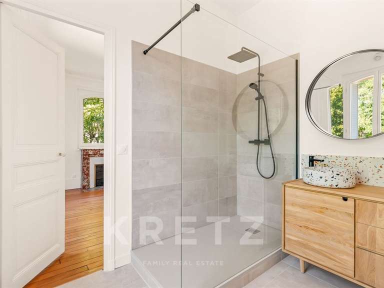 Maison Chatou - 7 chambres - 324m²
