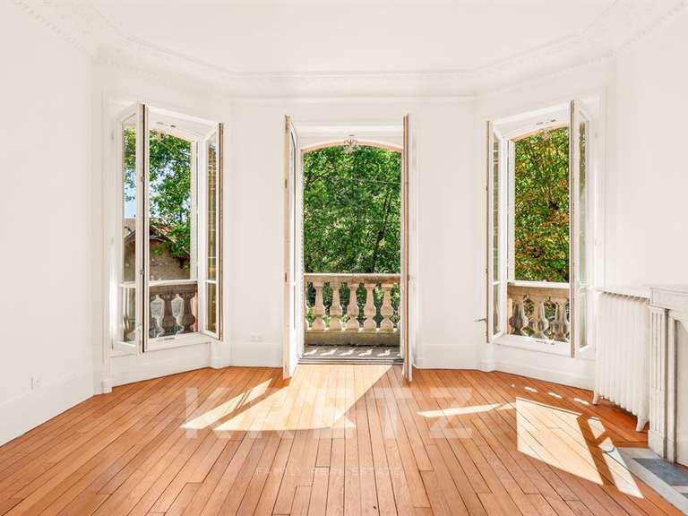 Maison Chatou - 7 chambres - 324m²