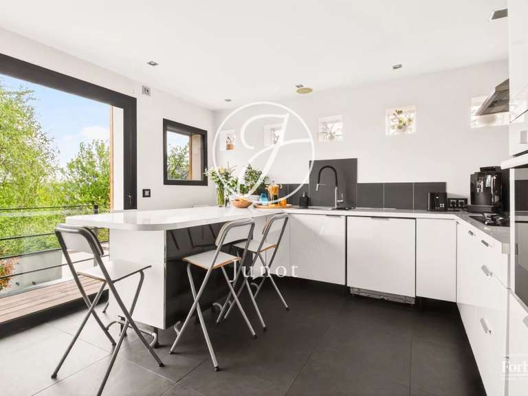 Maison Chatou - 5 chambres - 229m²