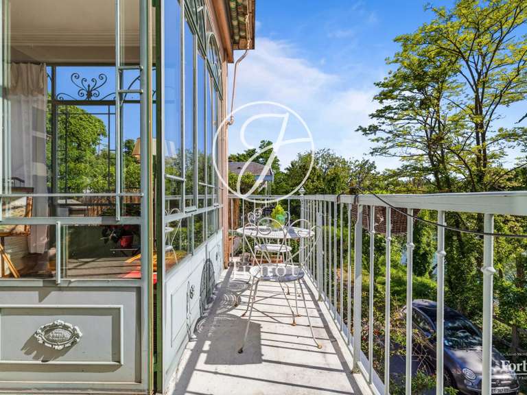 Maison Chatou - 3 chambres - 201m²