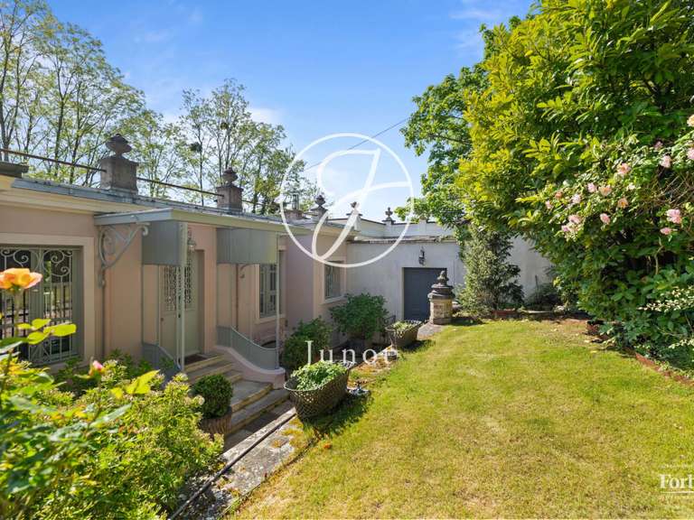 Maison Chatou - 3 chambres - 201m²