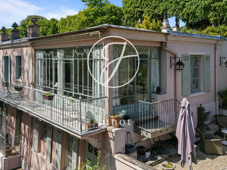Maison Chatou - 3 chambres - 201m²