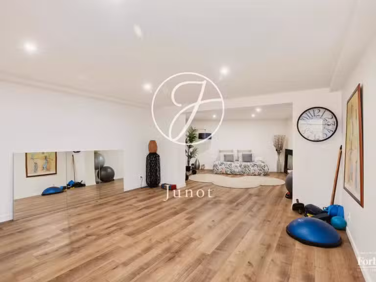 Maison Chatou - 4 chambres - 207m²