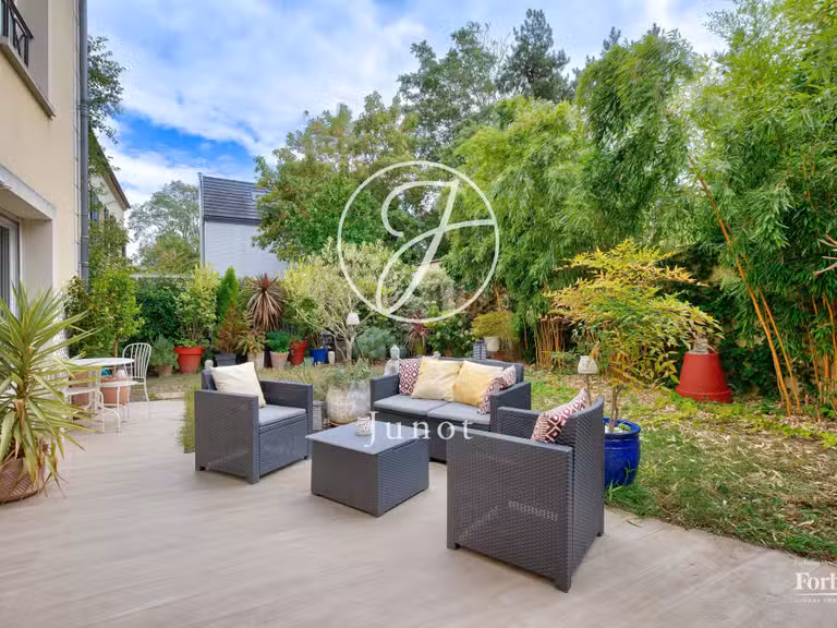 Maison Chatou - 4 chambres - 207m²