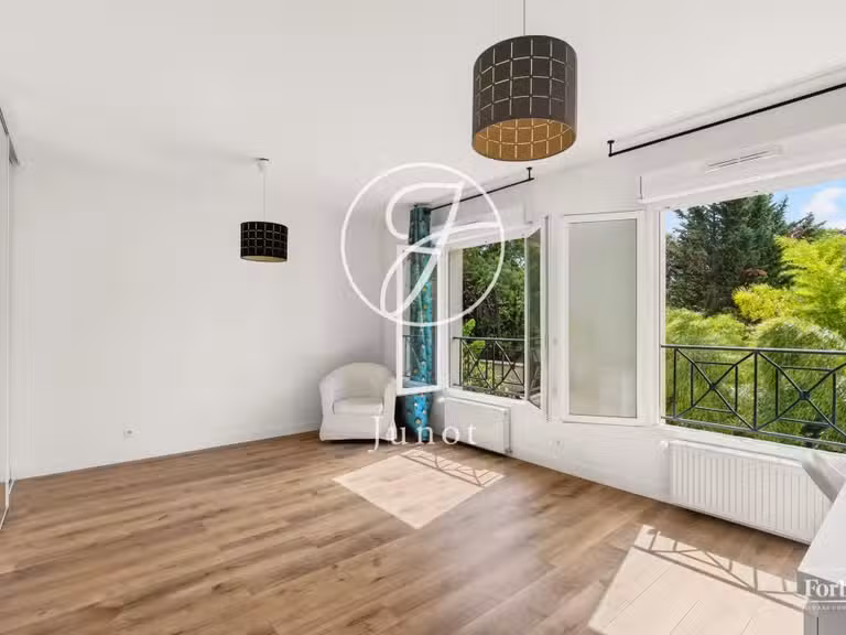 Maison Chatou - 4 chambres - 207m²