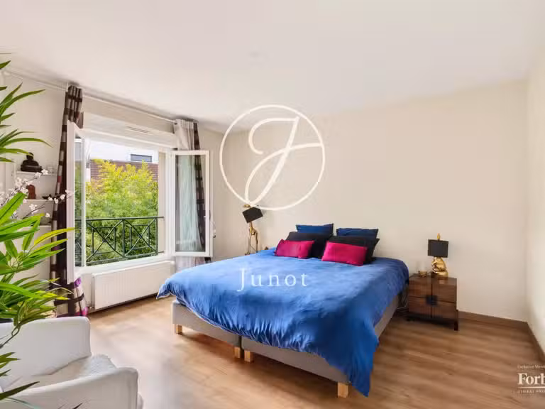 Maison Chatou - 4 chambres - 207m²