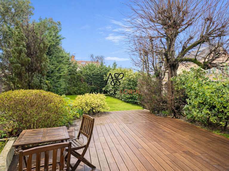 Maison Chatou - 5 chambres - 218m²
