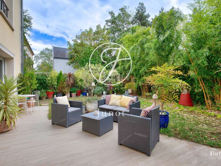 Maison Chatou - 4 chambres - 207m²