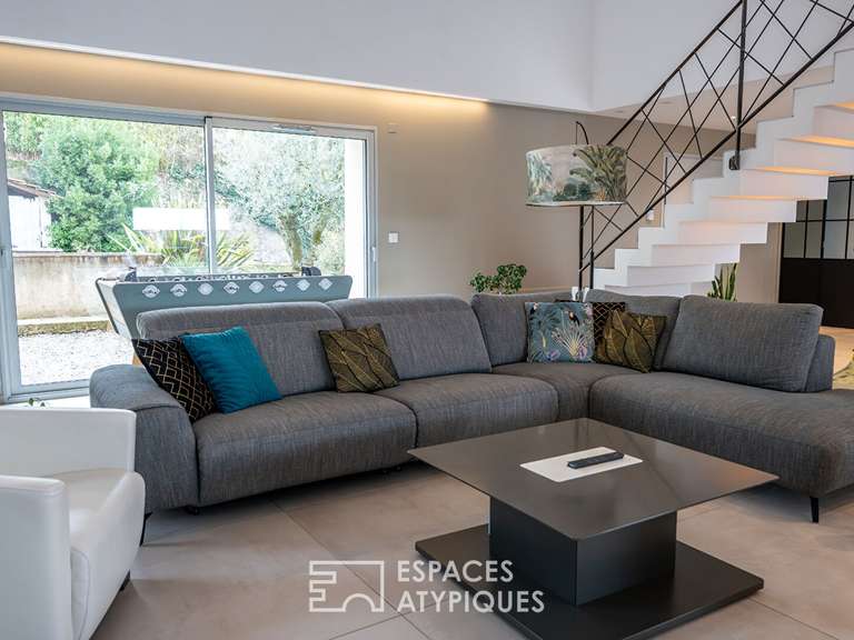 Maison Chatuzange-le-Goubet - 4 chambres - 221m²