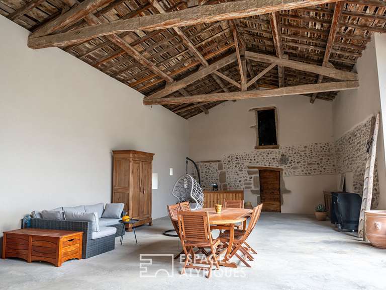 Maison Chatuzange-le-Goubet - 4 chambres - 221m²