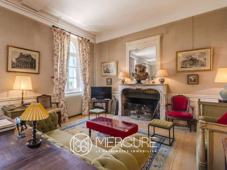 Maison Chaumont-en-Vexin - 5 chambres - 240m²