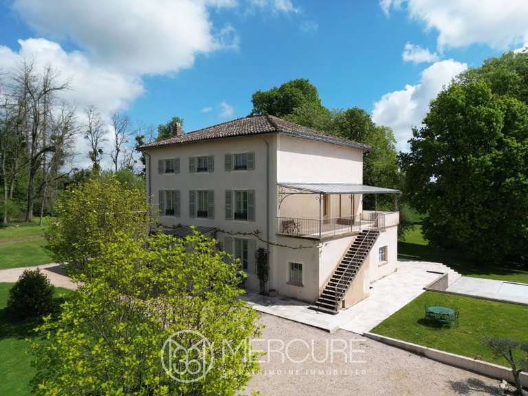 Property Chavannes-sur-Reyssouze - 8 bedrooms - 407m²