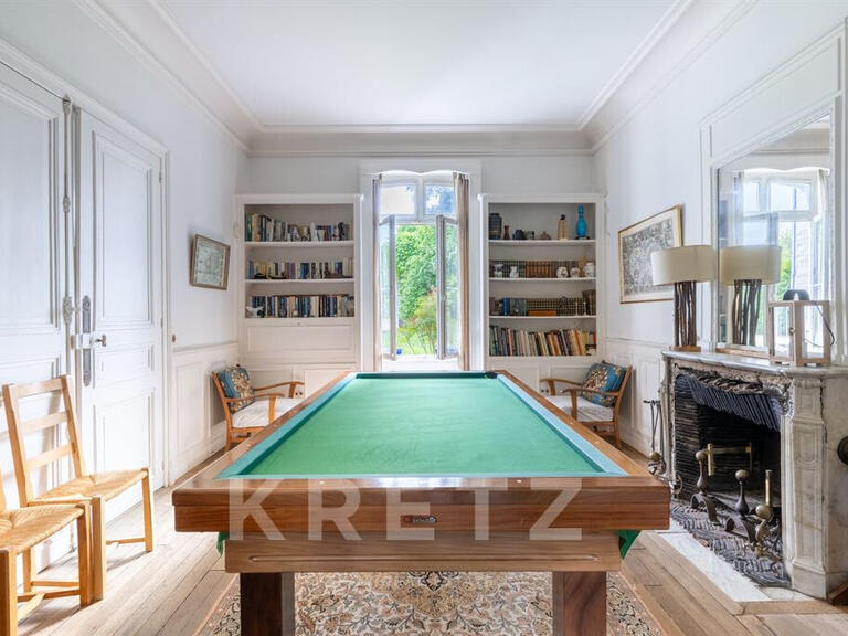 Maison Chavenay - 10 chambres - 247m²