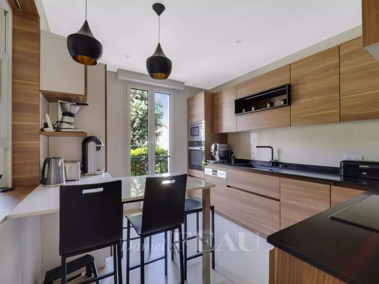 Maison Chaville - 4 chambres - 214m²