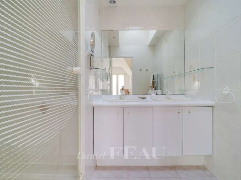 Maison Chaville - 4 chambres - 214m²
