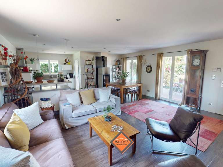 Maison Chazay-d'Azergues - 186m²